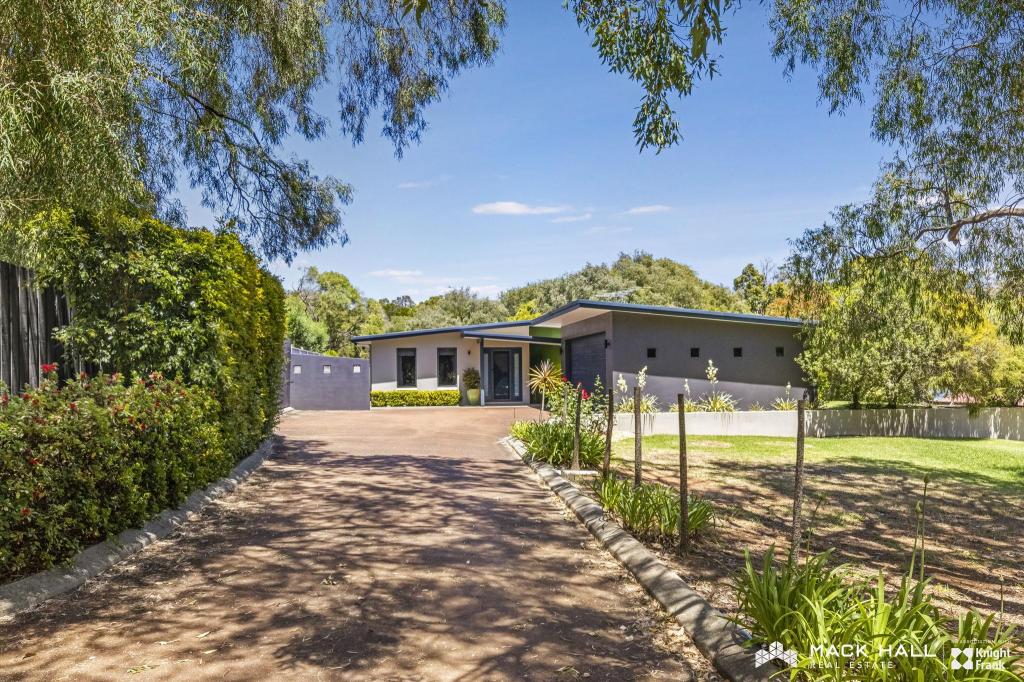 11 STEWART ST, MARGARET RIVER, WA 6285