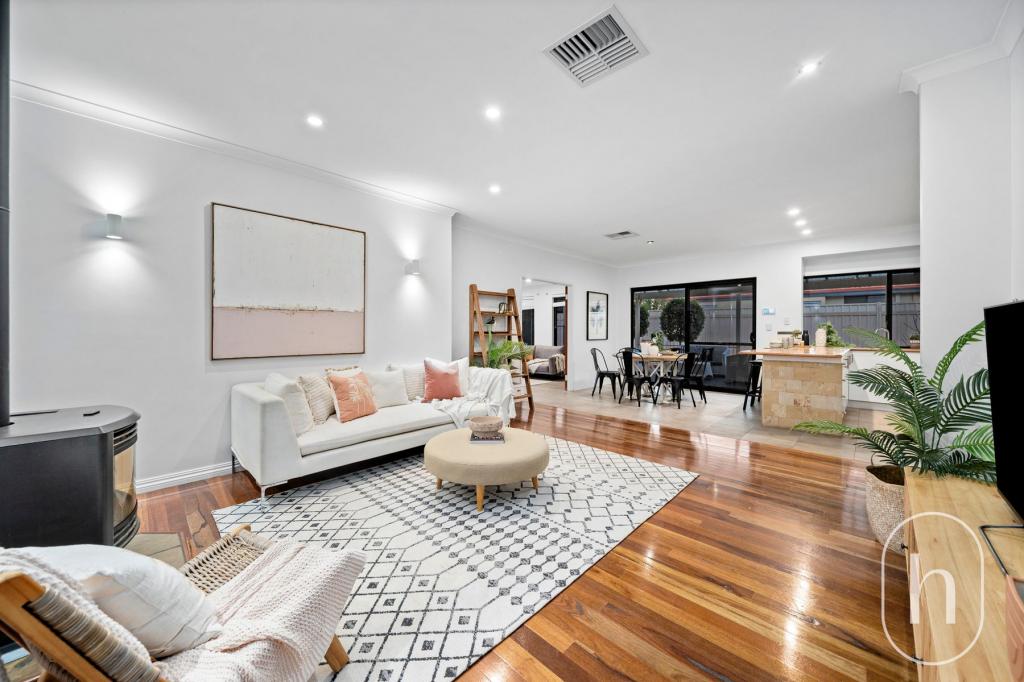 20 Westport Pde, Darch, WA 6065