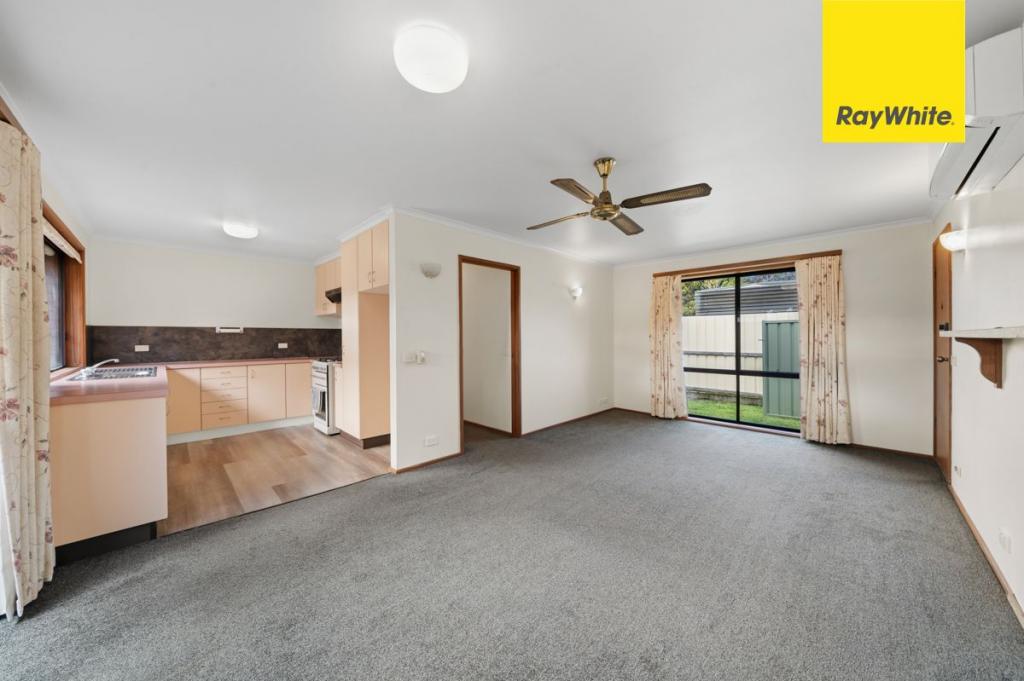 4a Twine Pl, Monash, ACT 2904