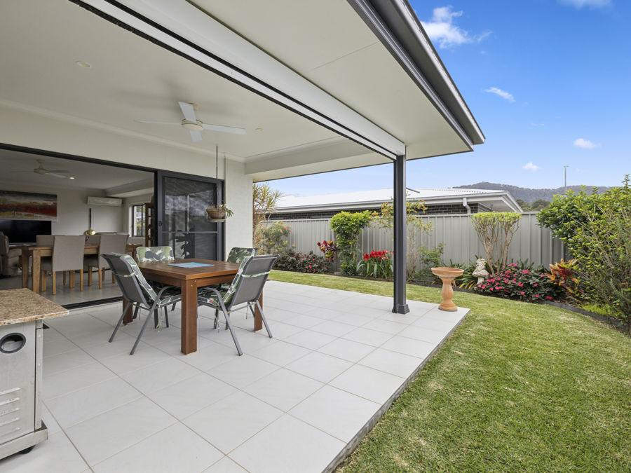 27 Loaders Lane, Coffs Harbour, NSW 2450