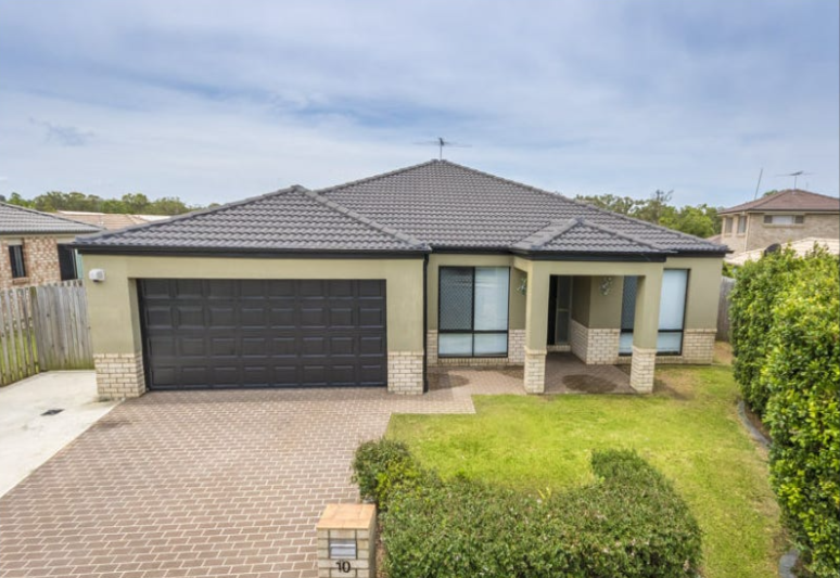 10 Winzear Dr, Kallangur, QLD 4503