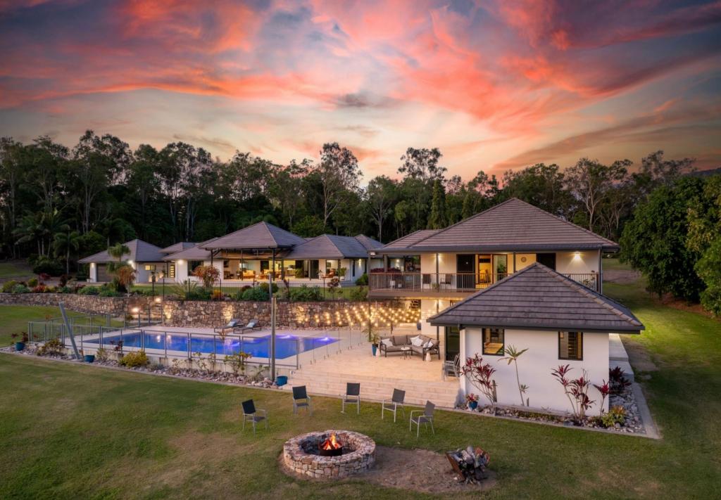 104 Windemere Dr, Strathdickie, QLD 4800