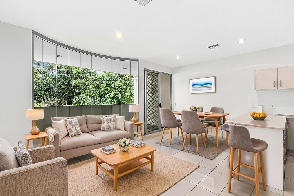 3/118 Carmody Rd, St Lucia, QLD 4067