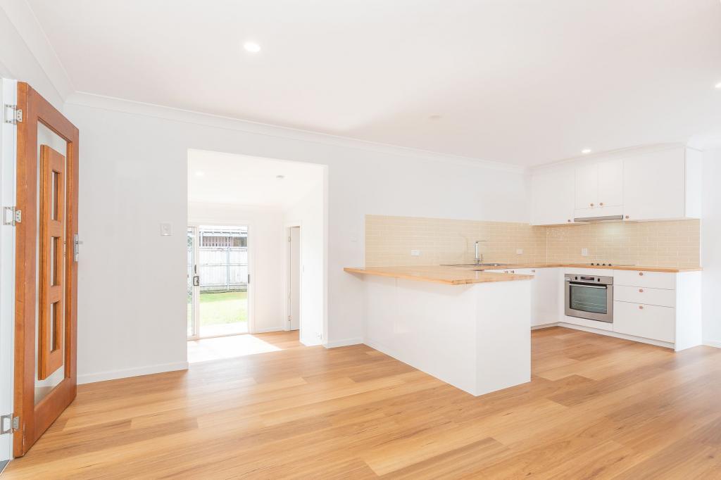 2a Samuel St, Woody Point, QLD 4019