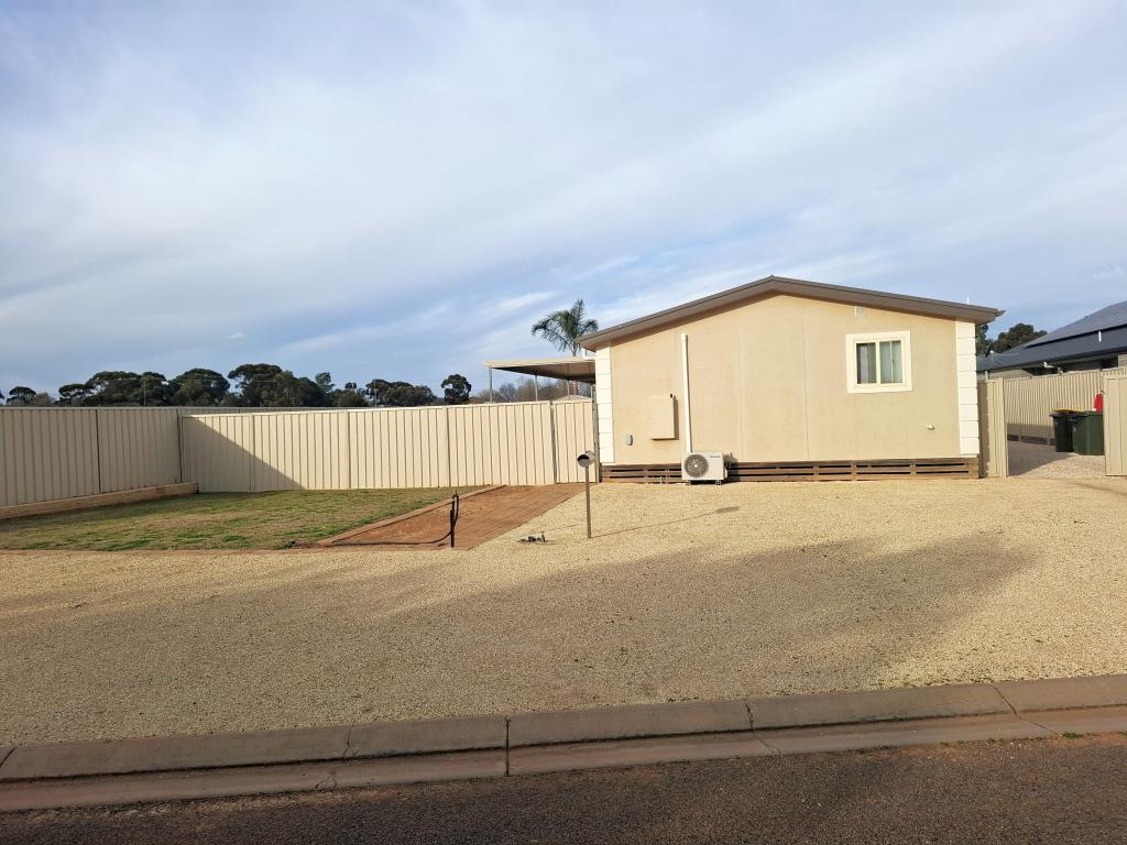 12 Eyre St, Loxton, SA 5333