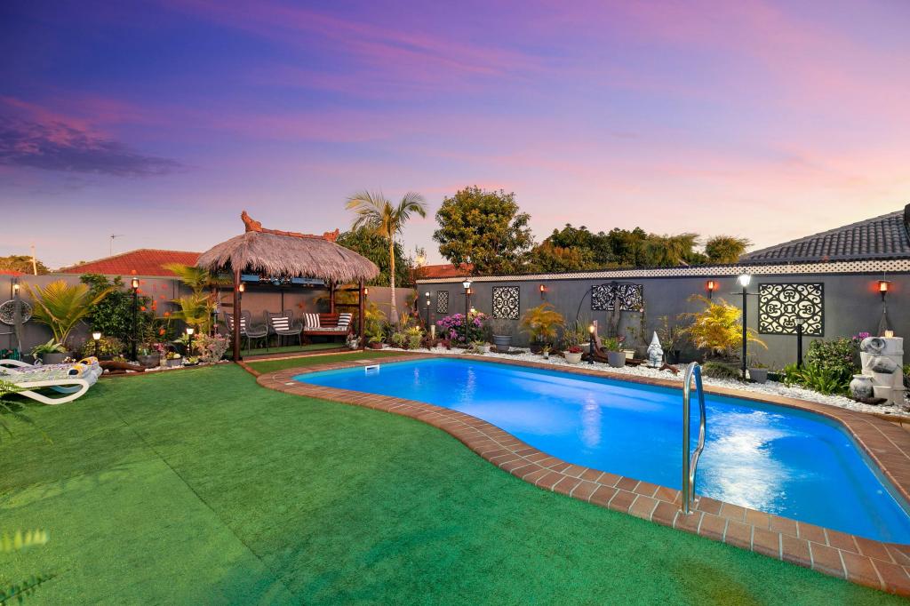 4 Border Ct, Torquay, QLD 4655