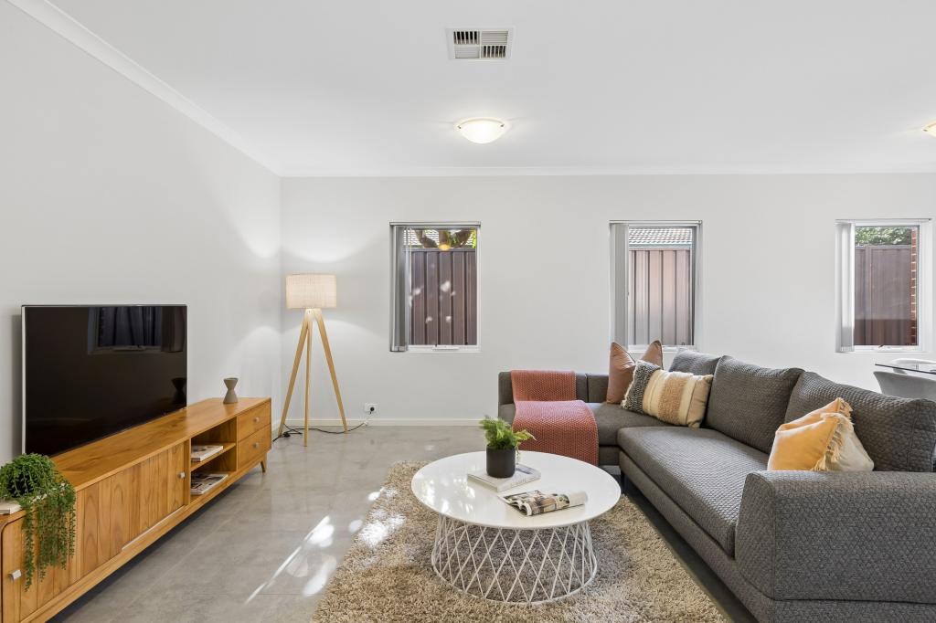 31a Walpole St, St James, WA 6102