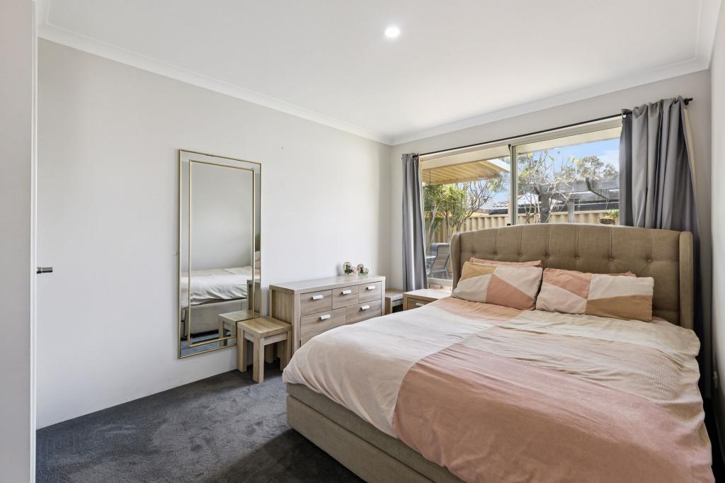 16 Pissaro Cres, Ashby, WA 6065