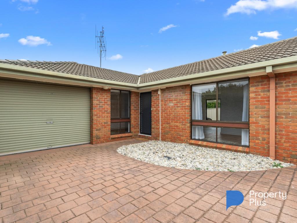 2/6 Nandina Ct, Strathdale, VIC 3550