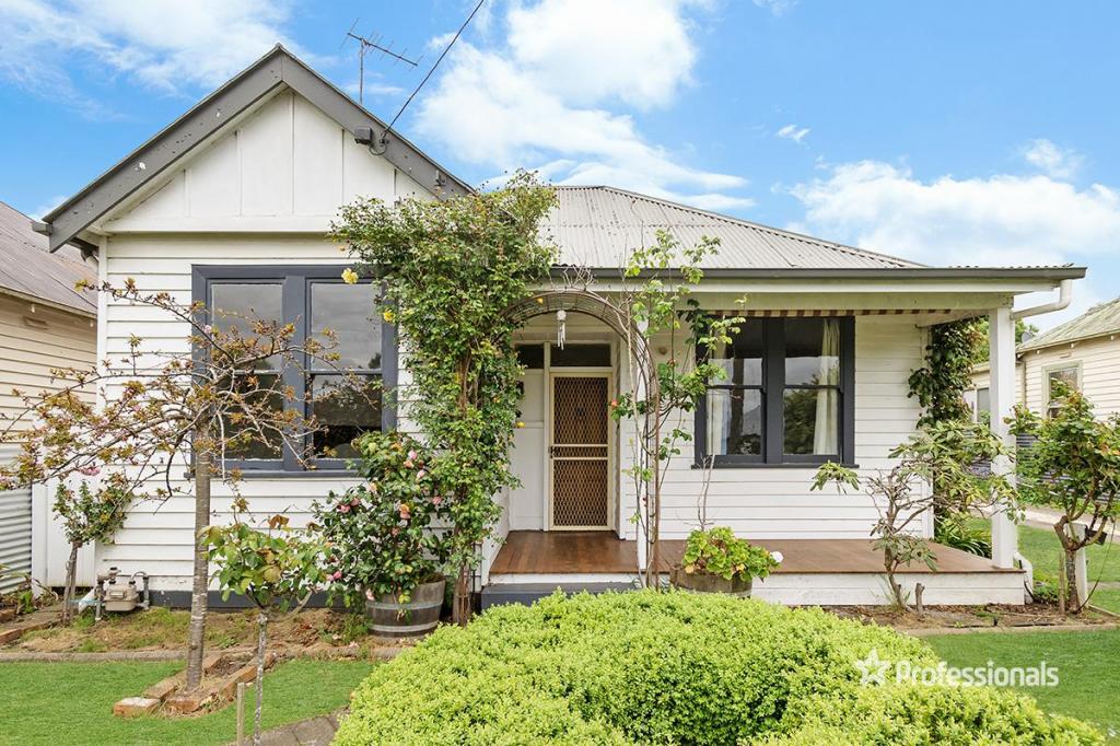 3 CLARENCE ST, HAMILTON, VIC 3300