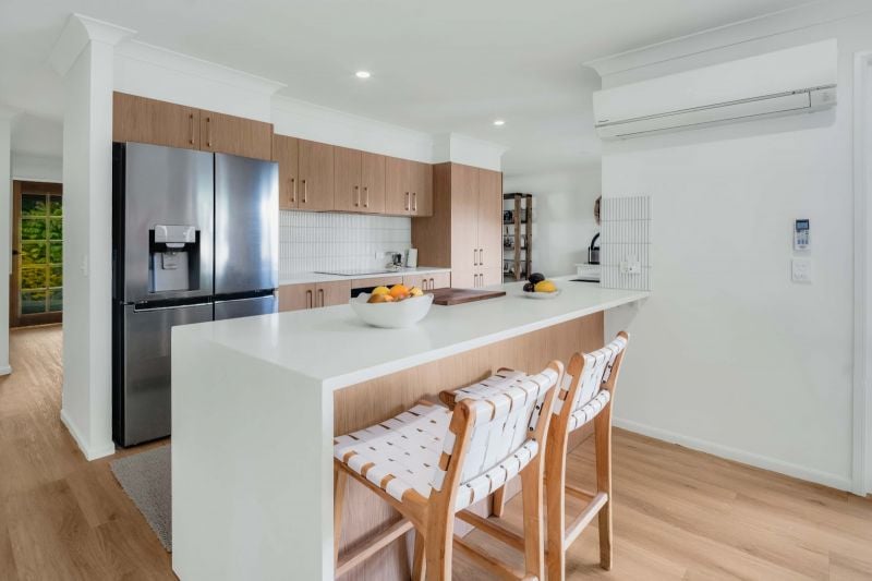 8 Yarraglen Pl, Parkwood, QLD 4214