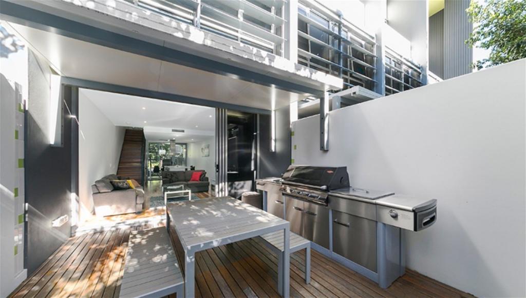 4w/28 Cordelia St, South Brisbane, QLD 4101