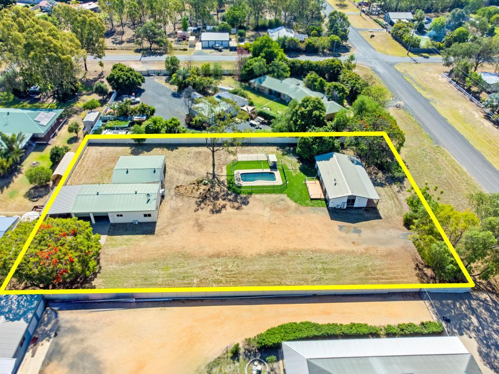 40 Pritchard Rd, Emerald, QLD 4720