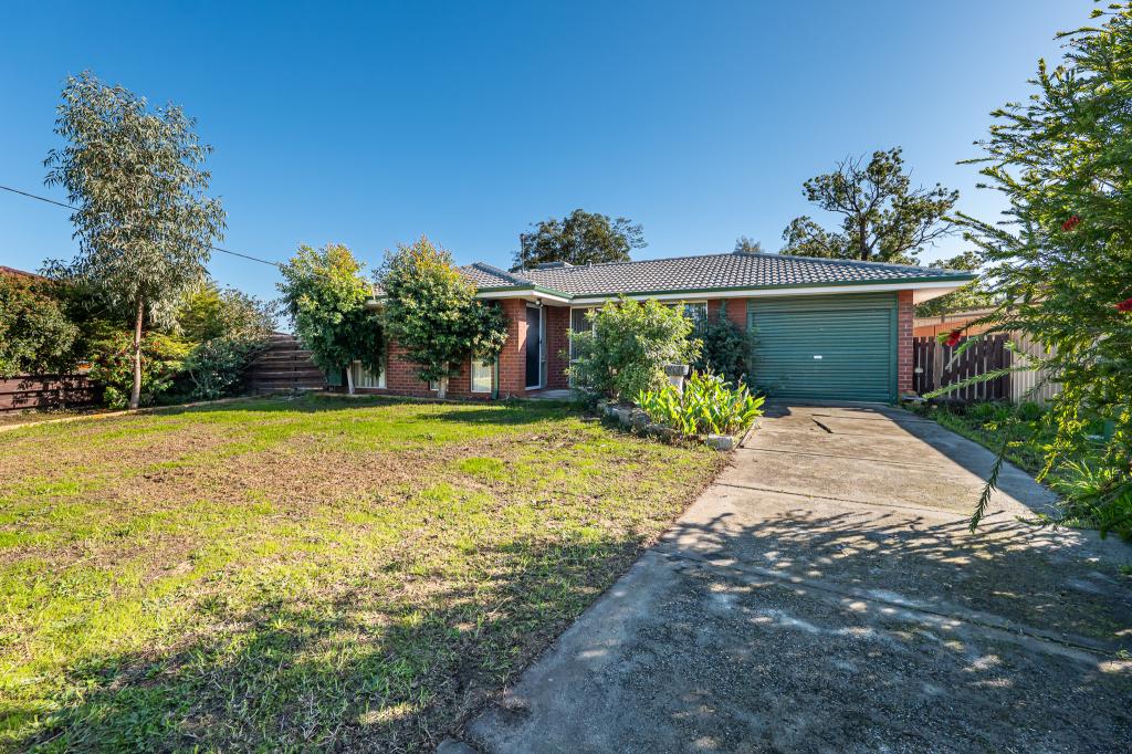 7 Richard Pl, Armadale, WA 6112