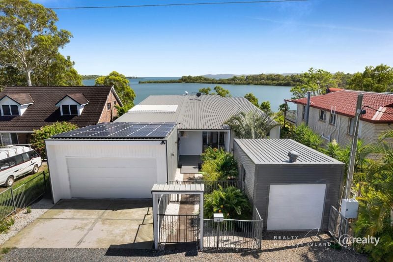 42 Timothy St, Macleay Island, QLD 4184