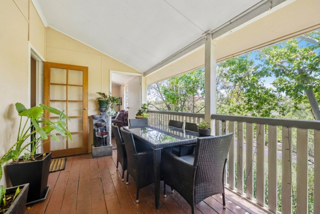 18 Hall St, Mount Morgan, QLD 4714