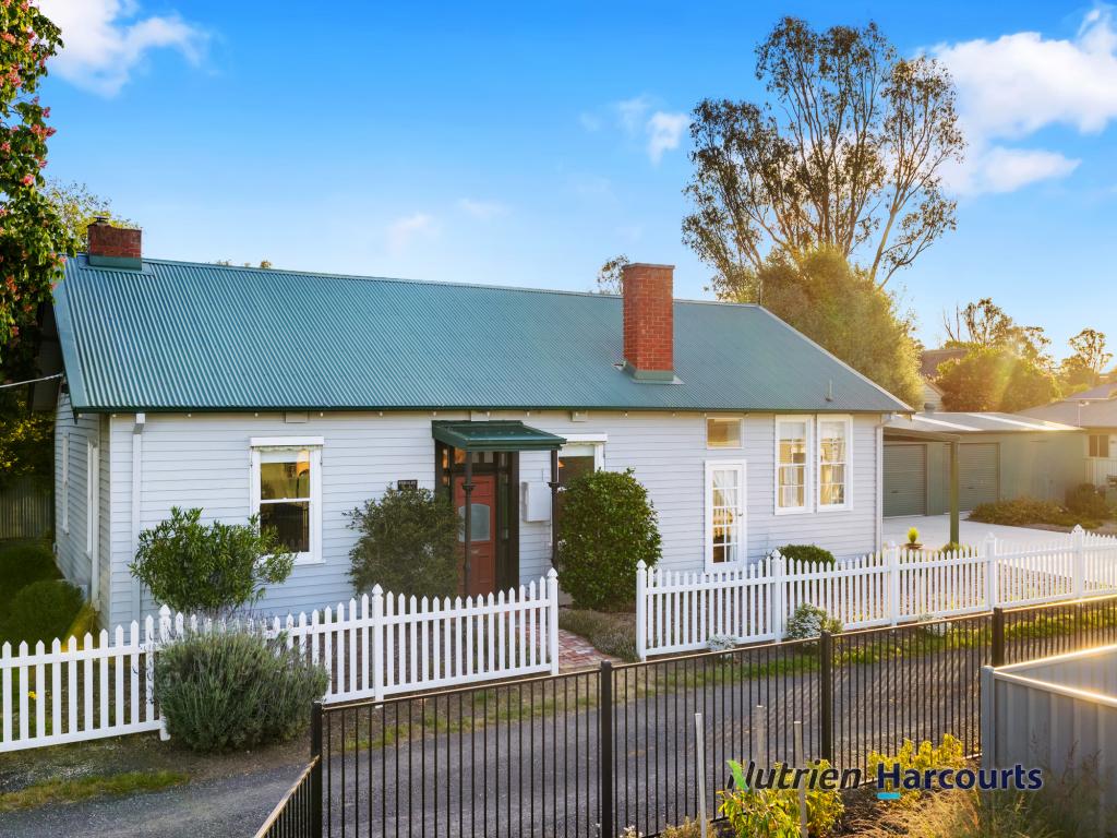 3 MARY ST, YEA, VIC 3717