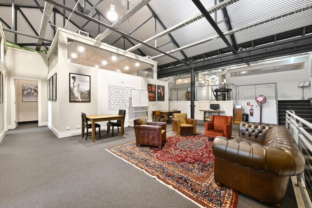 2b Hayes Rd, Rosebery, NSW 2018