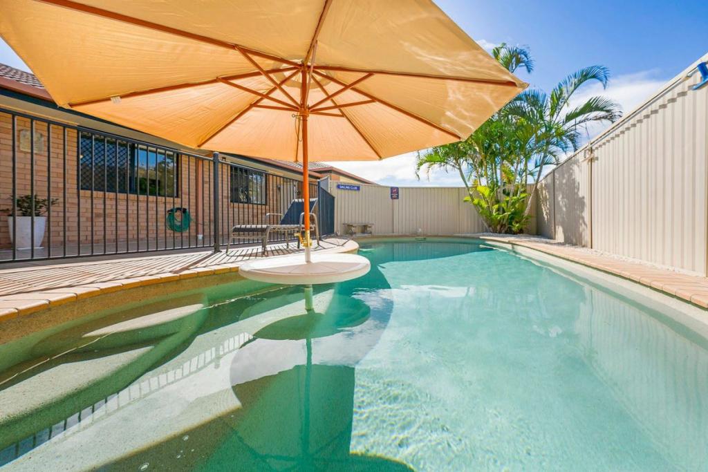 23 Wonga St, Burleigh Heads, QLD 4220