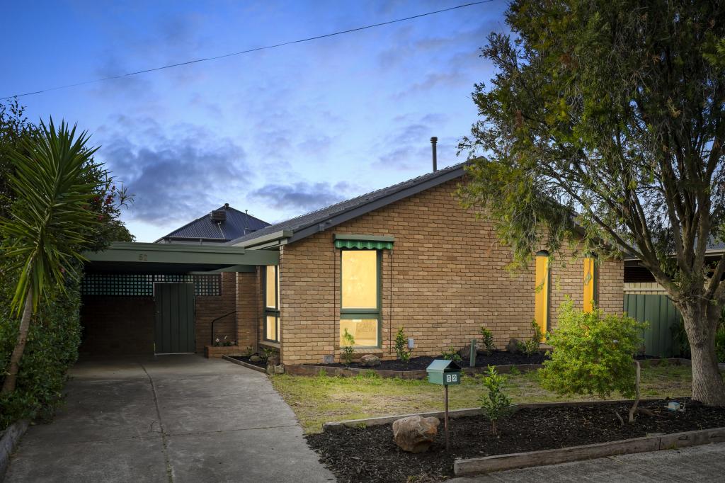 52 Neasham Dr, Dandenong North, VIC 3175