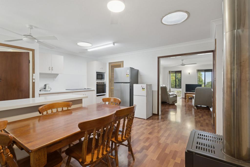 7 Dawn Rd, Walliston, WA 6076
