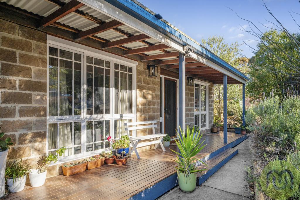 61 Myles Connell Cres, Gordon, ACT 2906