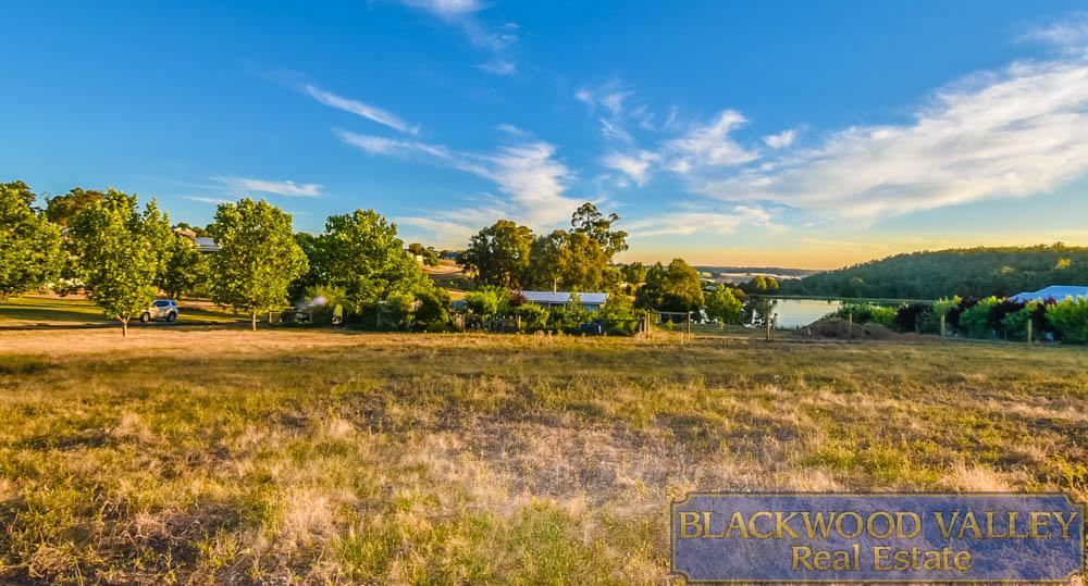 9 Stirling St, Bridgetown, WA 6255