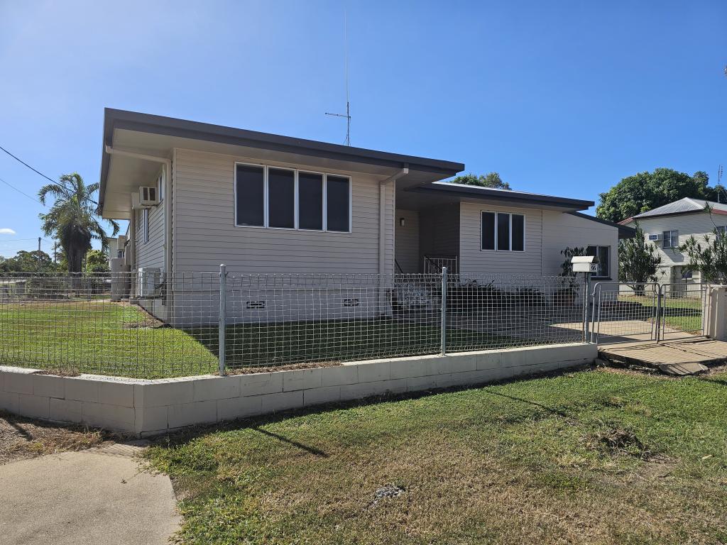 22 Twelfth St, Home Hill, QLD 4806