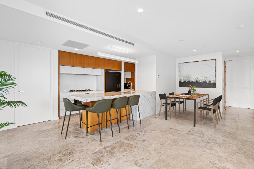 1001/4-6 Alexandra Ave, Mermaid Beach, QLD 4218