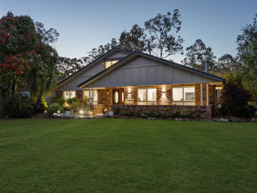 5-7 Echidna Ct, Greenbank, QLD 4124