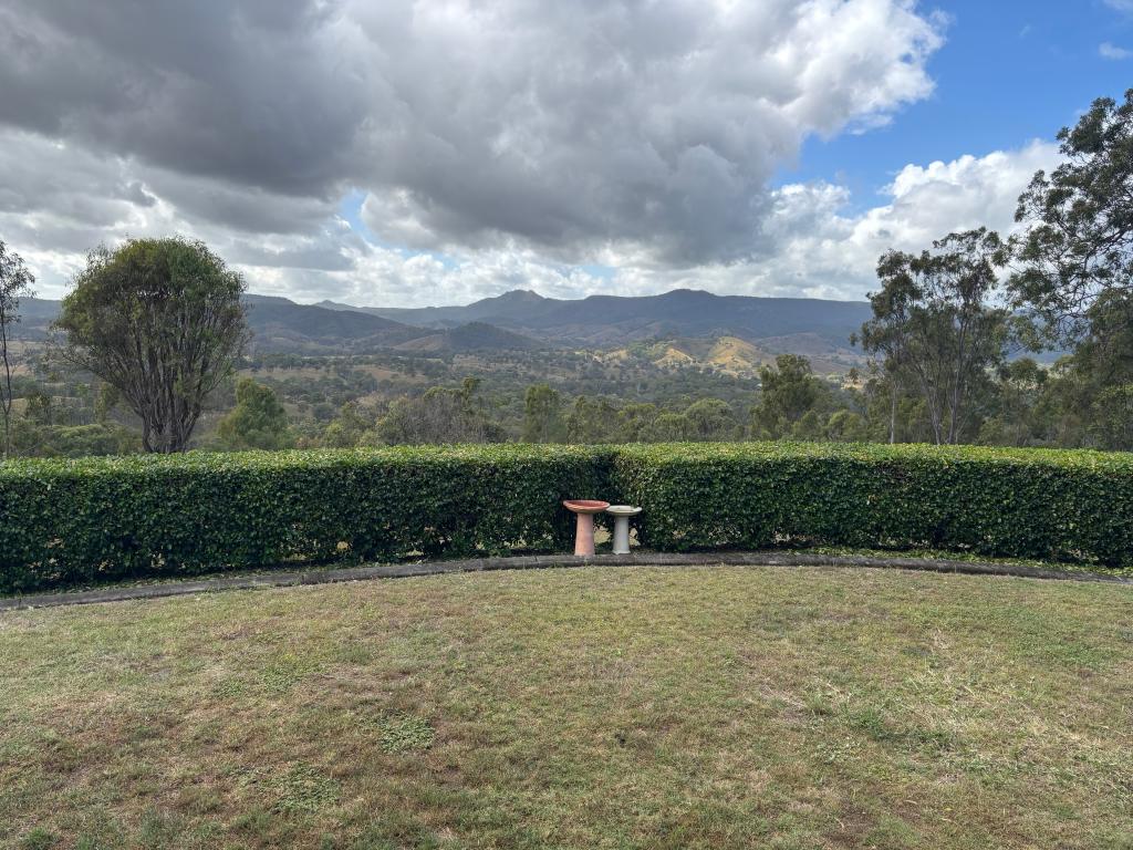 18 Log Hole Lane, Mount Perry, QLD 4671