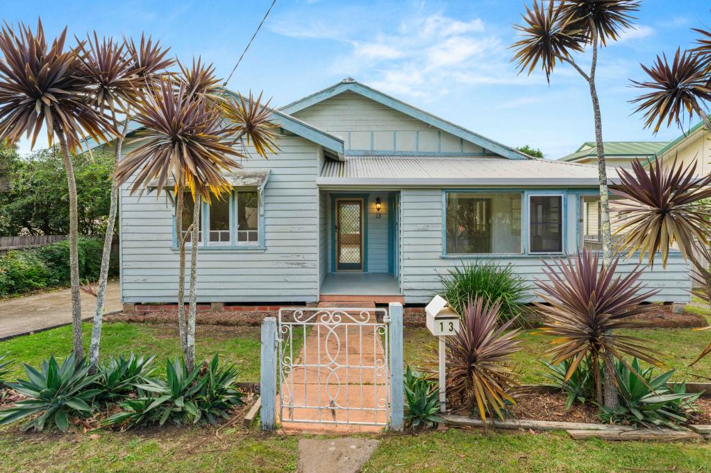 13 Worrigee St, Nowra, NSW 2541