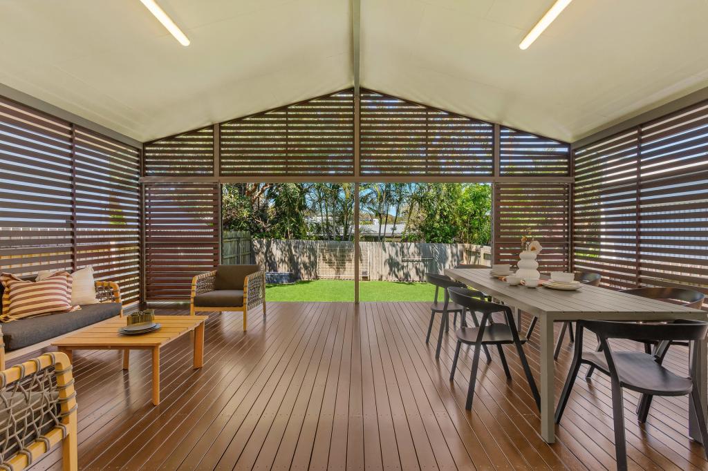 10 First Ave, Palm Beach, QLD 4221