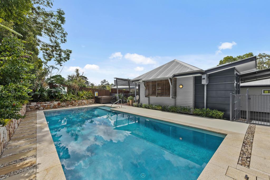 21 Acton St, Ashgrove, QLD 4060