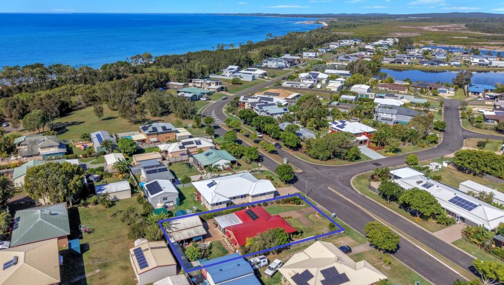 40 Beach Dr, Burrum Heads, QLD 4659