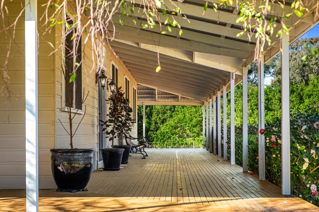 369-375 Hinxman Rd, Castlereagh, NSW 2749