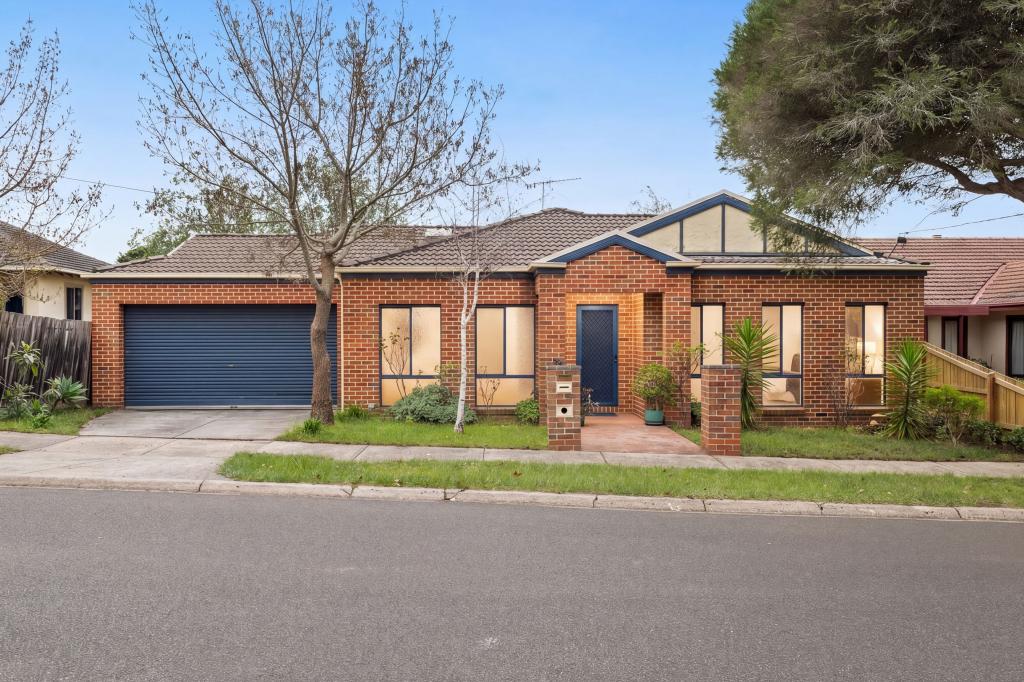 2/7 Carramar St, Chadstone, VIC 3148