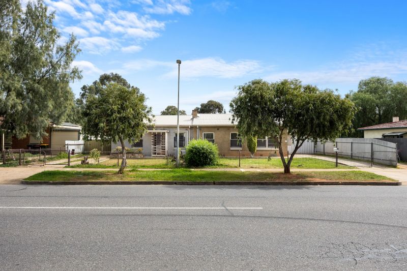 172 Goodman Rd, Elizabeth South, SA 5112