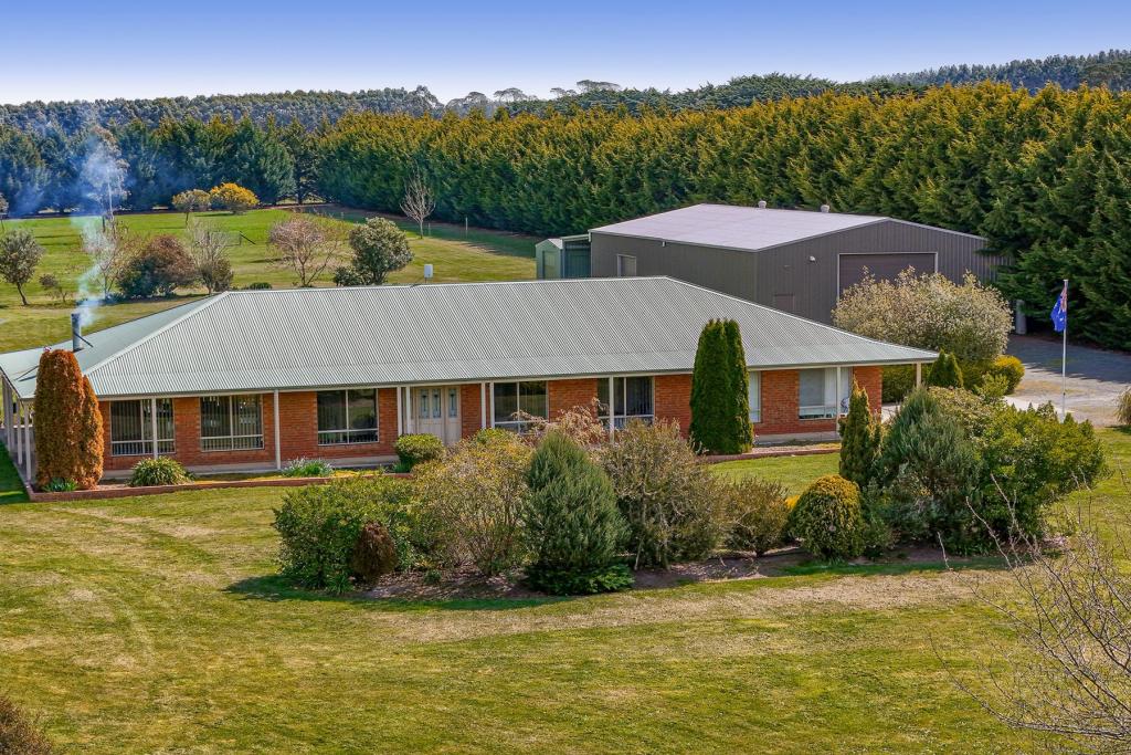 63 Blakeville Rd, Ballan, VIC 3342