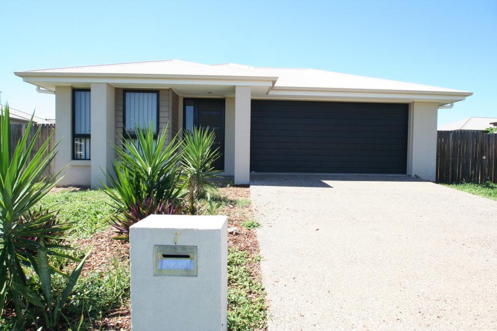 7 Jade St, Emerald, QLD 4720