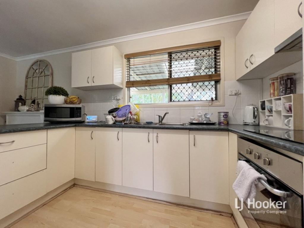 12 Crinum St, Crestmead, QLD 4132