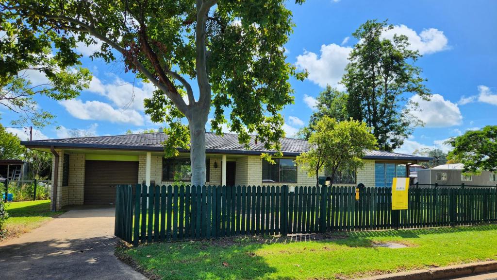 10 Elliott St, Gayndah, QLD 4625