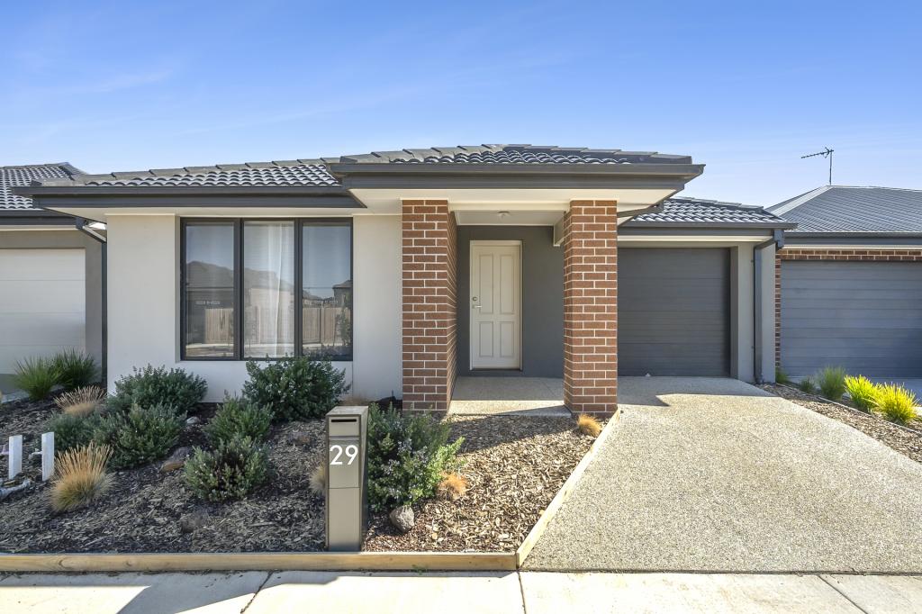 29 DAVENPORT ST, ARMSTRONG CREEK, VIC 3217