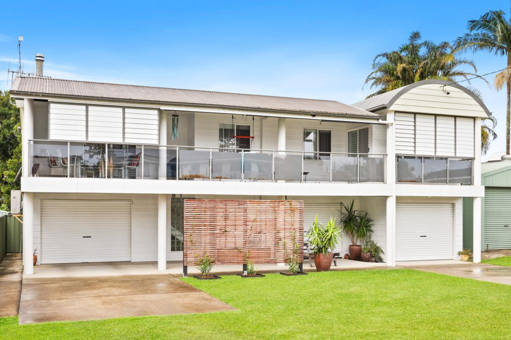 4 Kingfisher Ct, North Shore, NSW 2444