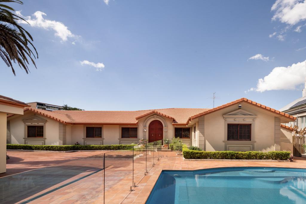 81 Hillside Cres, Hamilton, QLD 4007