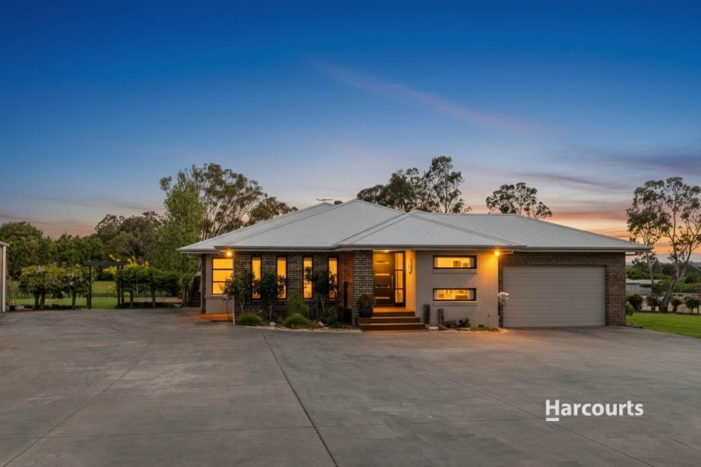 33a Ryan Rd, Pakenham, VIC 3810