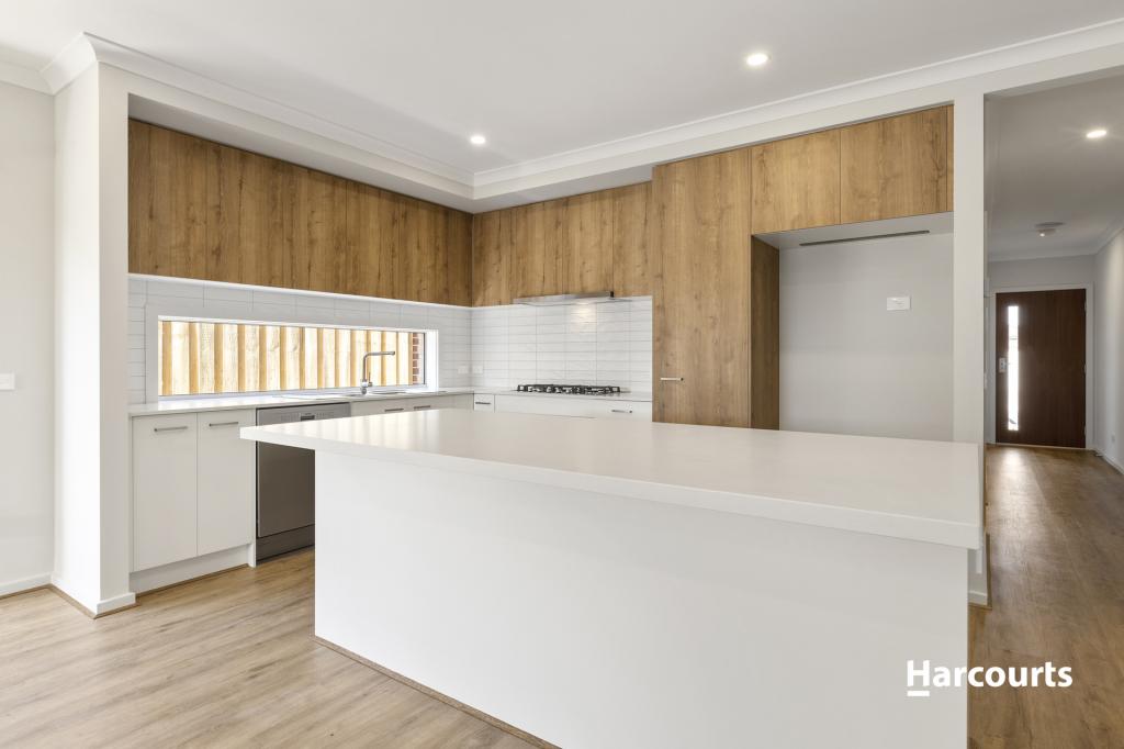 16 Companion St, Mount Duneed, VIC 3217