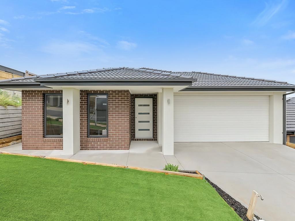 8 Scenic Rise, Pakenham, VIC 3810