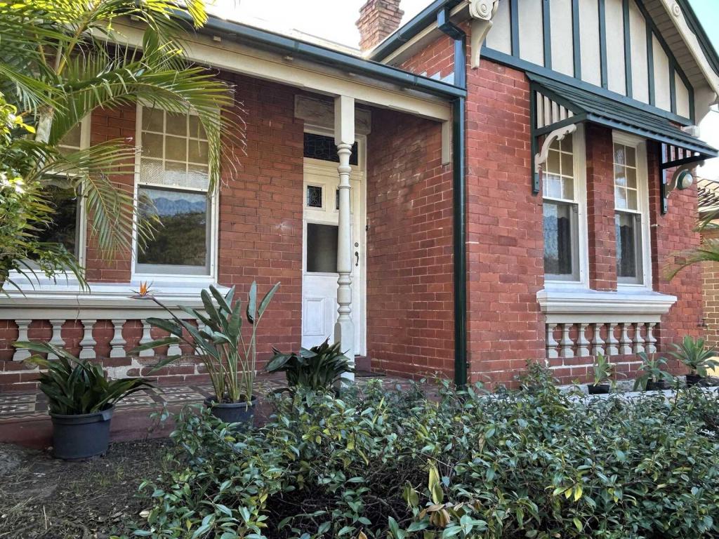 82 Bay St, Rockdale, NSW 2216