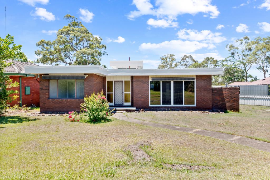 5 Howard Cl, Thornton, NSW 2322